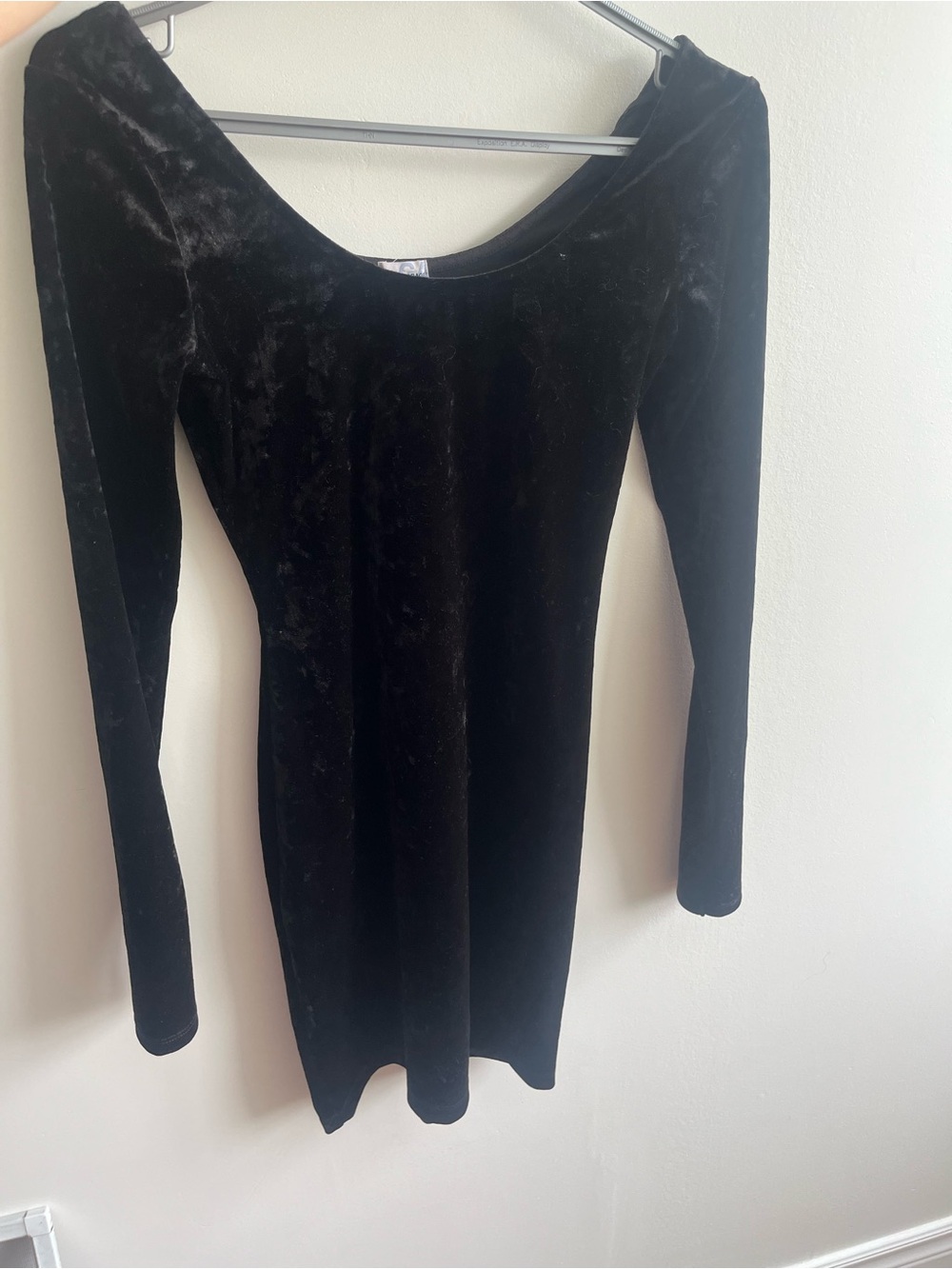 garage black velvet tight dress